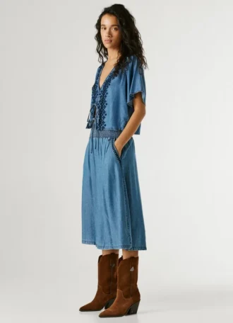Saia Midi em Chambray