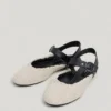 Sapatilhas de bailarina com fecho de fivela