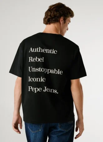 T-shirt com corte descontraído e estampado nas costas