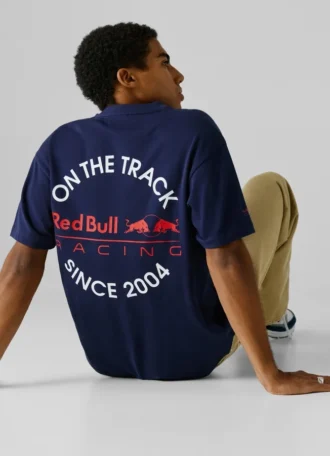 T-shirt com corte descontraído e estampado nas costas