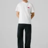T-shirt com corte descontraído e estampado nas costas T-shirt com corte descontraído e estampado nas costas