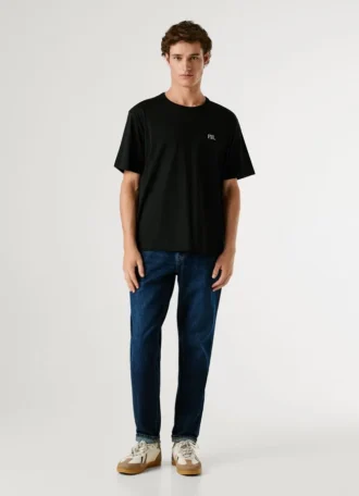 T-shirt com corte descontraído e estampado nas costas