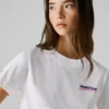 T-shirt com corte descontraído e estampado nas costas