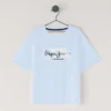 T-shirt com corte descontraído e logótipo impresso T-shirt com corte descontraído e logótipo impresso