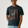 T-shirt com corte regular e estampado gráfico T-shirt com corte regular e estampado gráfico