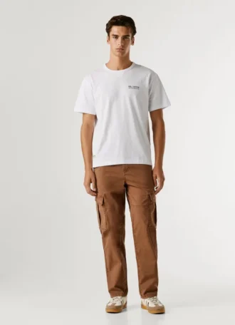 T-shirt com estampado nas costas