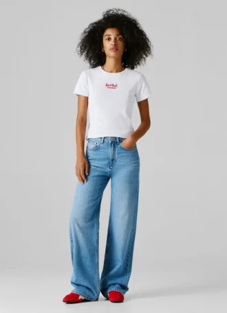 T-shirt com logótipo bordado em canelado