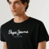 T-shirt com logótipo de corte regular T-shirt com logótipo de corte regular