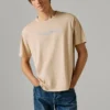 T-shirt com logótipo e corte regular T-shirt com logótipo e corte regular