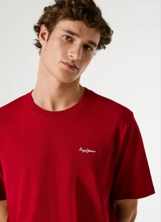 T-shirt com logótipo e corte regular