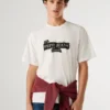 T-shirt com logótipo e corte regular T-shirt com logótipo e corte regular