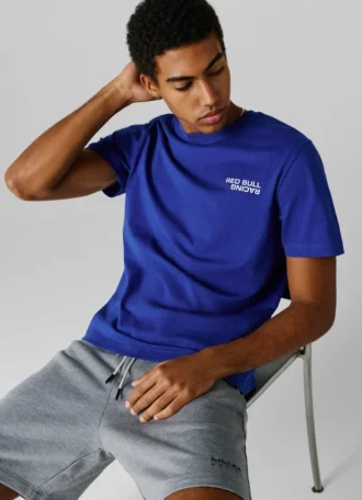 T-shirt com logótipo e corte regular