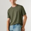 T-shirt com logótipo e corte regular T-shirt com logótipo e corte regular
