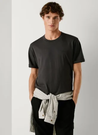 T-shirt com logótipo e corte regular