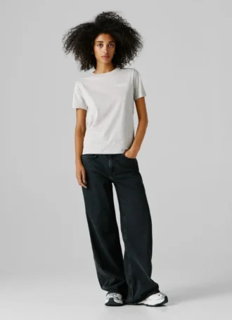 T-shirt com logótipo e corte regular