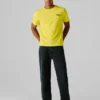 T-shirt com logótipo e corte regular T-shirt com logótipo e corte regular