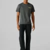 T-shirt com logótipo e corte regular T-shirt com logótipo e corte regular