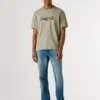 T-shirt com logótipo e corte regular T-shirt com logótipo e corte regular