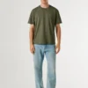 T-shirt com logótipo e corte regular T-shirt com logótipo e corte regular