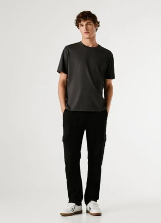 T-shirt com logótipo e corte regular