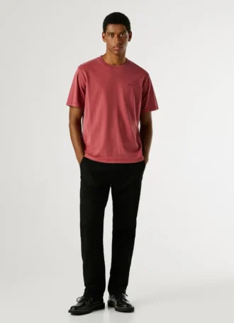 t shirt com logtipo e corte regular 2 55 330x456 - T-shirt com log&oacute;tipo e corte regular
