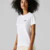 T-shirt com logótipo e corte regular T-shirt com logótipo e corte regular