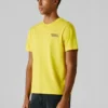 T-shirt com logótipo e corte regular T-shirt com logótipo e corte regular