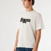 T-shirt com logótipo e corte regular T-shirt com logótipo e corte regular