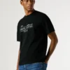 T-shirt com logótipo e corte regular T-shirt com logótipo e corte regular