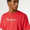 T-shirt com logótipo e corte regular T-shirt com logótipo e corte regular