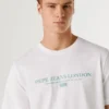 T-shirt com logótipo e corte regular T-shirt com logótipo e corte regular