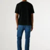 T-shirt com logótipo e corte regular T-shirt com logótipo e corte regular