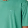 T-shirt com logótipo e corte regular T-shirt com logótipo e corte regular