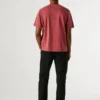 T-shirt com logótipo e corte regular T-shirt com logótipo e corte regular