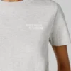 T-shirt com logótipo e corte regular T-shirt com logótipo e corte regular