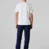 T-shirt com logótipo e corte regular T-shirt com logótipo e corte regular