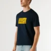 T-shirt com logótipo estampado