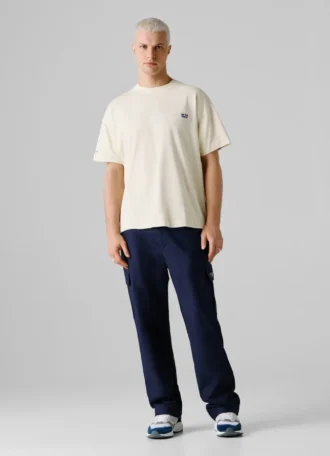 T-shirt de corte largo com estampado nas costas
