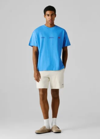 T-shirt de corte largo com estampado nas costas