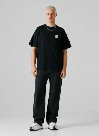 T-shirt de corte largo com estampado nas costas
