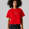 T-shirt de corte largo com estampado nas costas T-shirt de corte largo com estampado nas costas