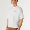 T-shirt de corte largo com estampado nas costas T-shirt de corte largo com estampado nas costas