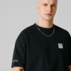 T-shirt de corte largo com estampado nas costas T-shirt de corte largo com estampado nas costas