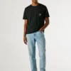T-shirt de corte regular com bolso à frente