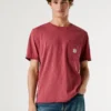 T-shirt de corte regular com bolso à frente