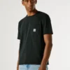 T-shirt de corte regular com bolso à frente