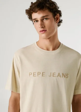 T-shirt de corte regular com logótipo bordado