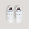 Ténis de couro com fecho de velcro Ténis de couro com fecho de velcro
