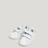 Ténis de couro com fecho de velcro Ténis de couro com fecho de velcro
