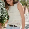 Top em croché com detalhes em renda Top em croché com detalhes em renda